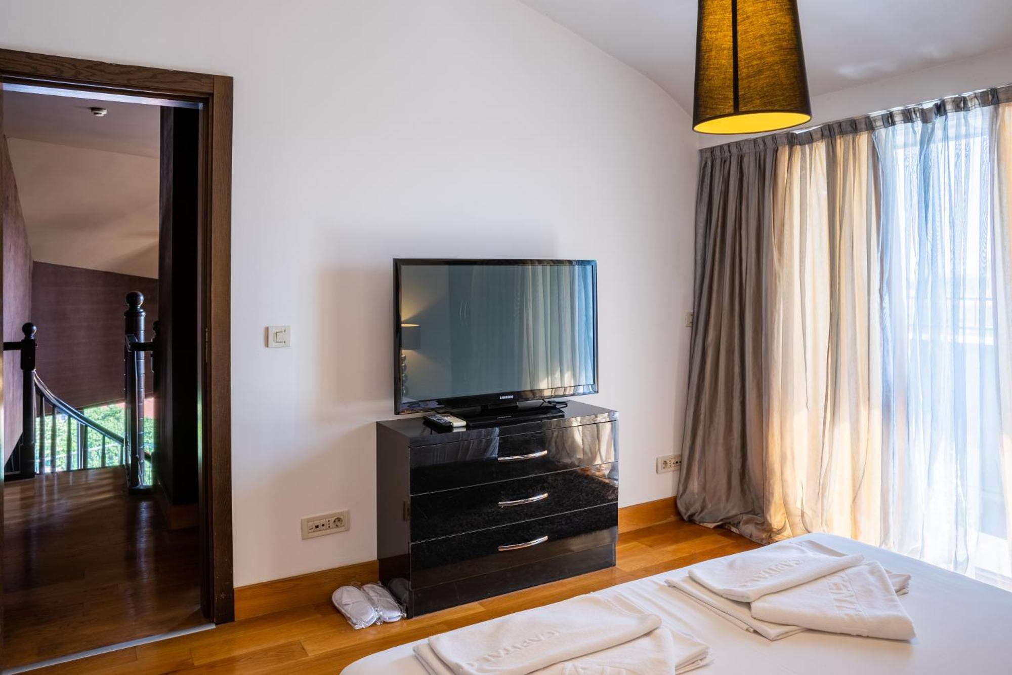 Capital City Center Apart Residence 플로브디프 외부 사진